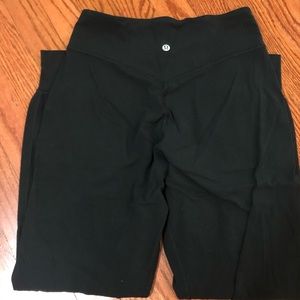 Lululemon Align Joggers Size 6 - Black